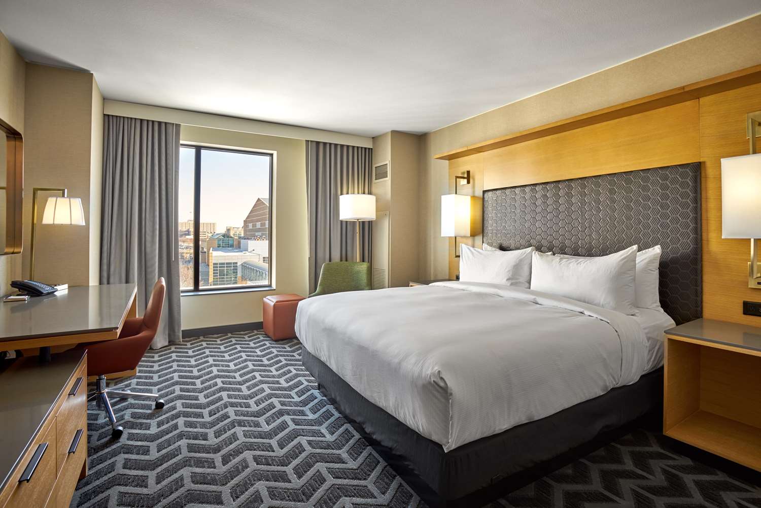 hilton des moines downtown