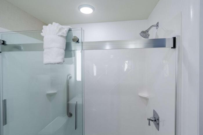 hilton garden inn salina