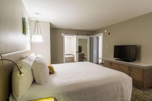 hilton garden inn salina