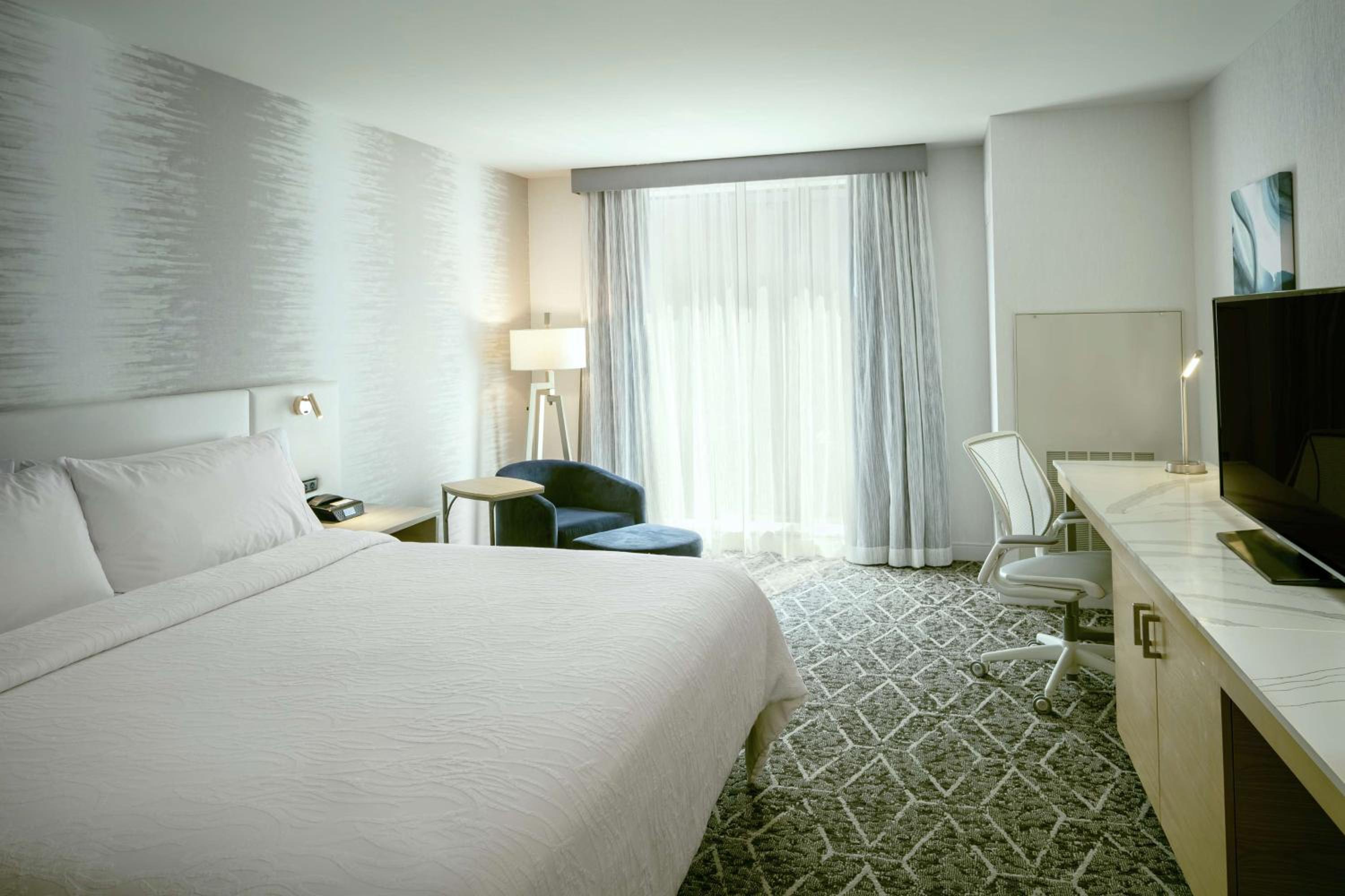 hilton garden inn seattle bellevue downtown wa