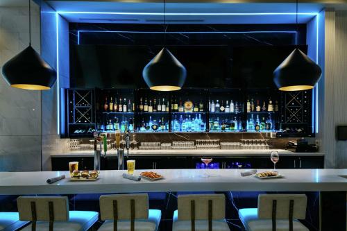 hilton garden inn seattle bellevue downtown wa