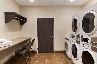home2 suites by hilton glendale westgate