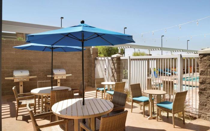 home2 suites by hilton glendale westgate