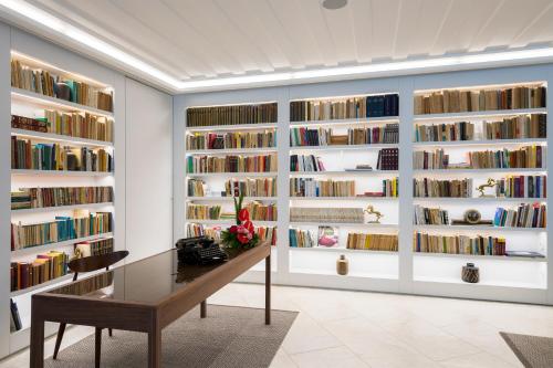 lisboa pessoa hotel adults only