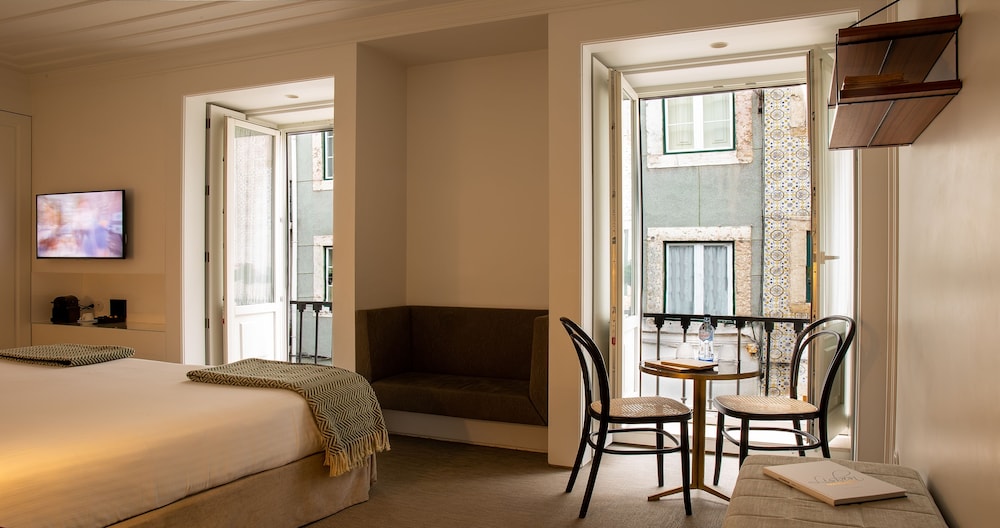 lisboa pessoa hotel adults only