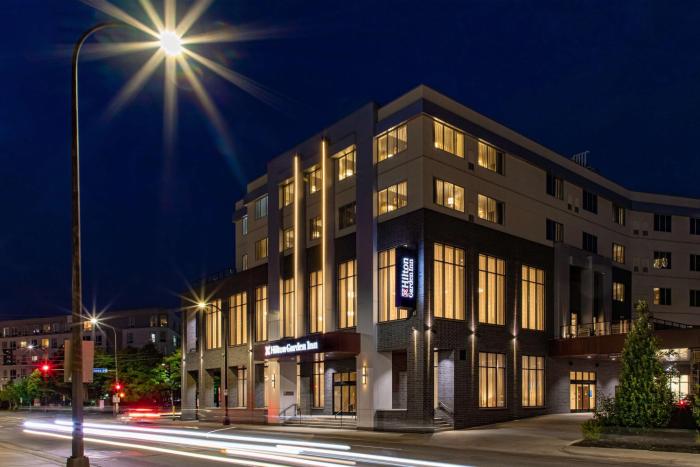 hilton garden inn minneapolis university area