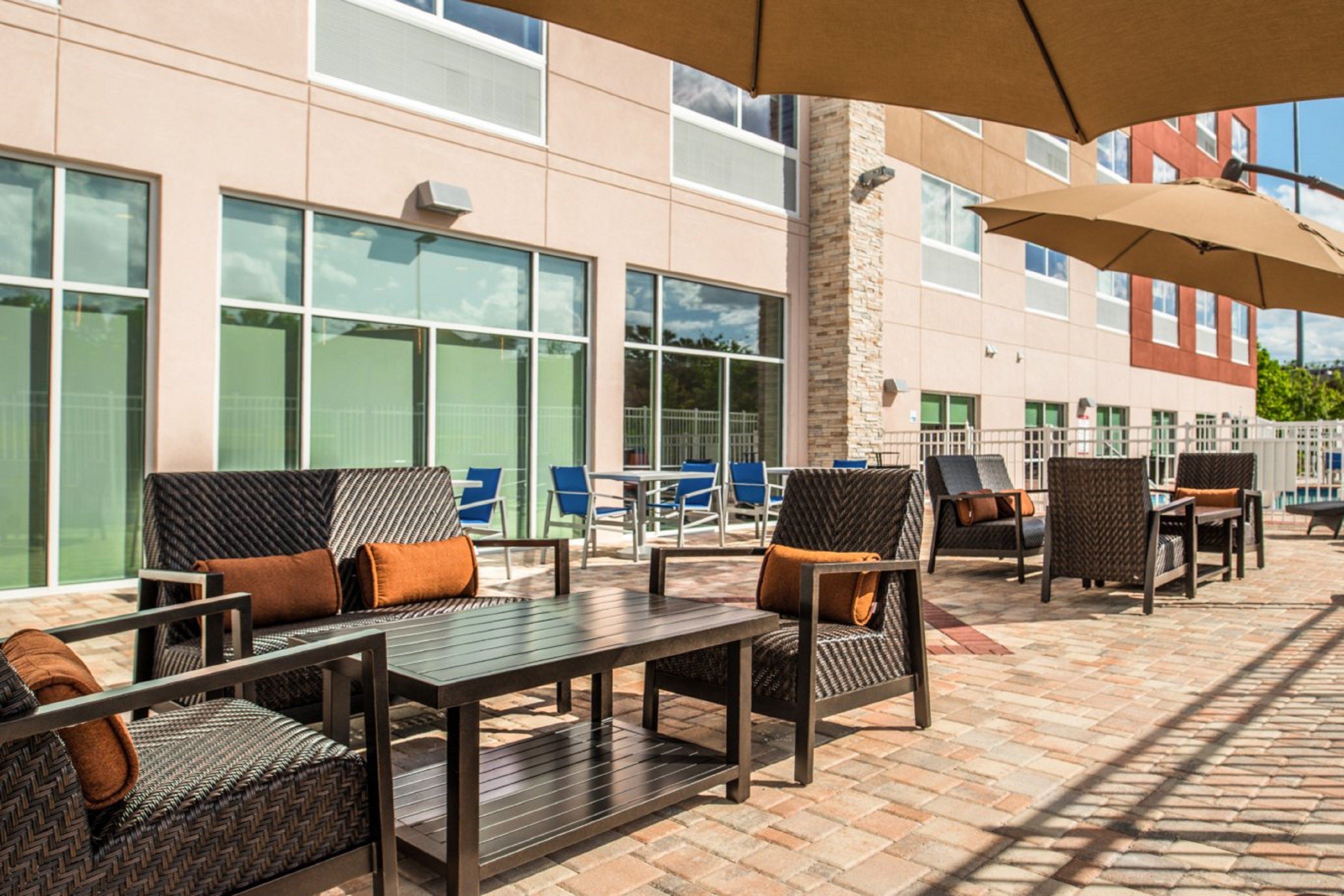 holiday inn express and suites tampa north wesley chapel