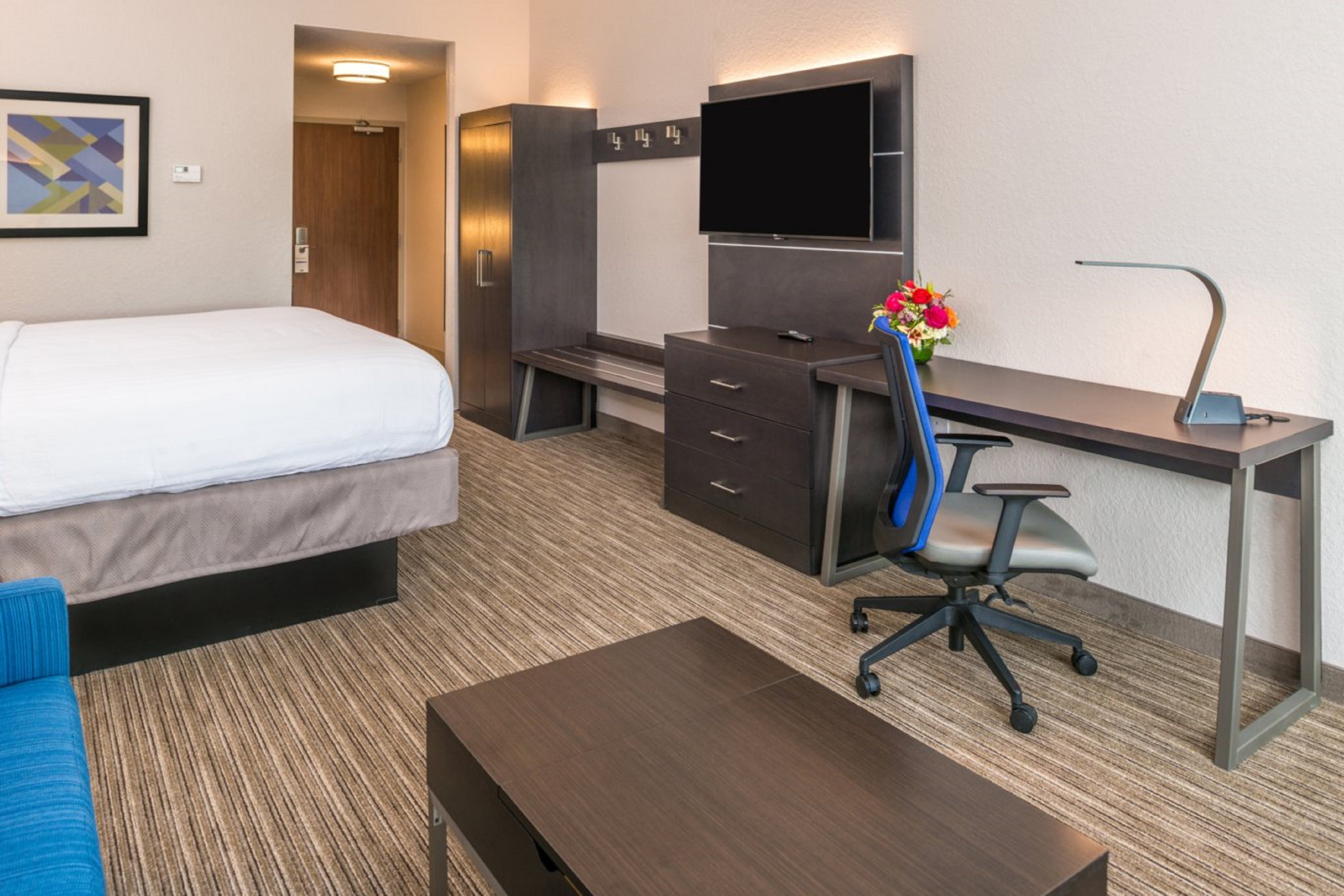 holiday inn express and suites tampa north wesley chapel