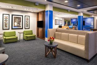 holiday inn express and suites tampa north wesley chapel