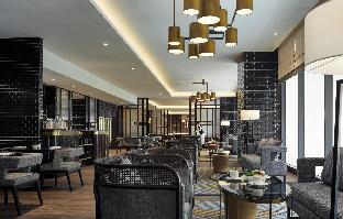 hotel stripes kuala lumpur autograph collection