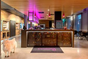 Moxy London Excel,East Ham>>Docklands,4 star