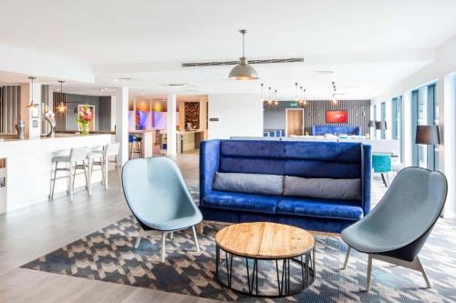 hampton by hilton humberside airport