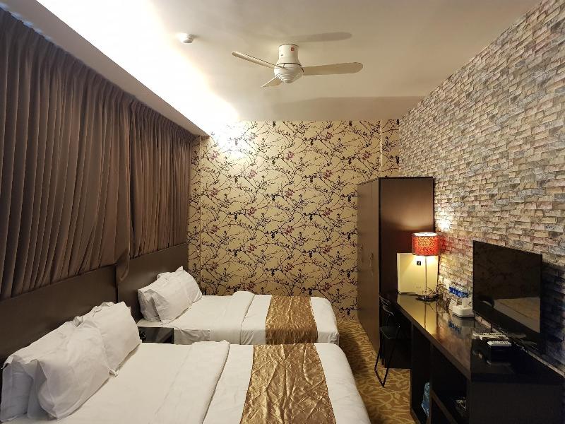 pantai regal city hotel