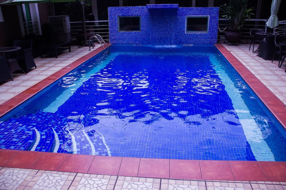 villa angelia boutique hotel ikoyi