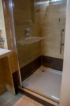 villa angelia boutique hotel ikoyi