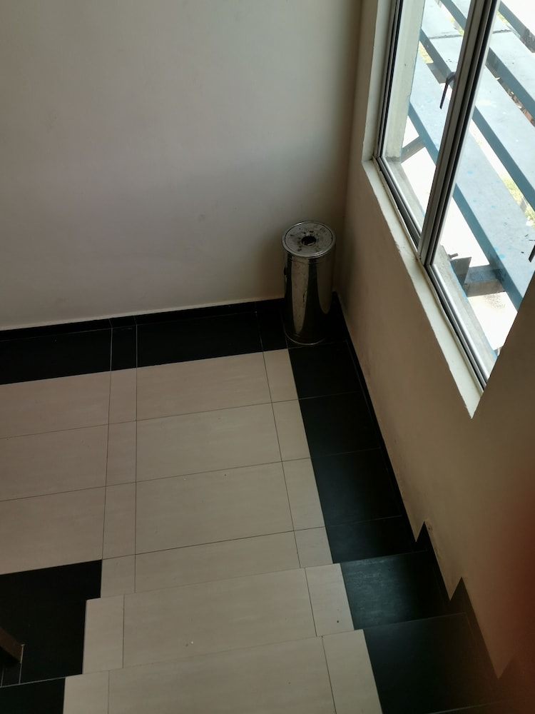 hotel centre point tampin