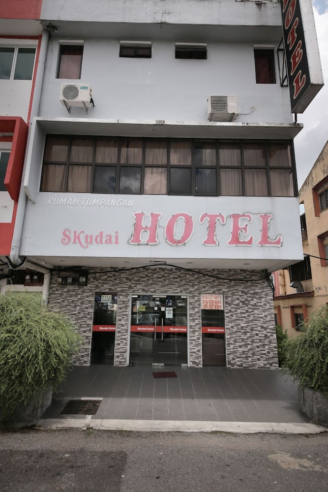skudai hotel