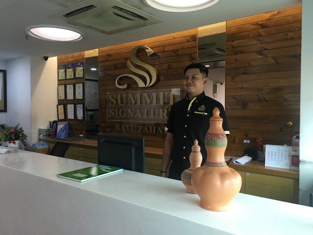 summit signature hotel batu pahat