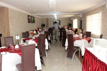 conference hotel and suites