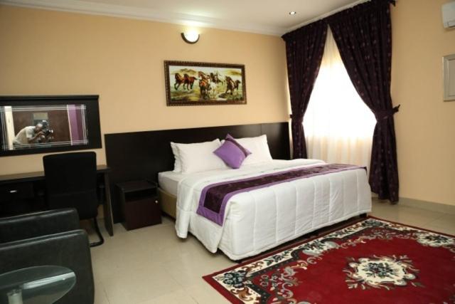 conference hotel and suites