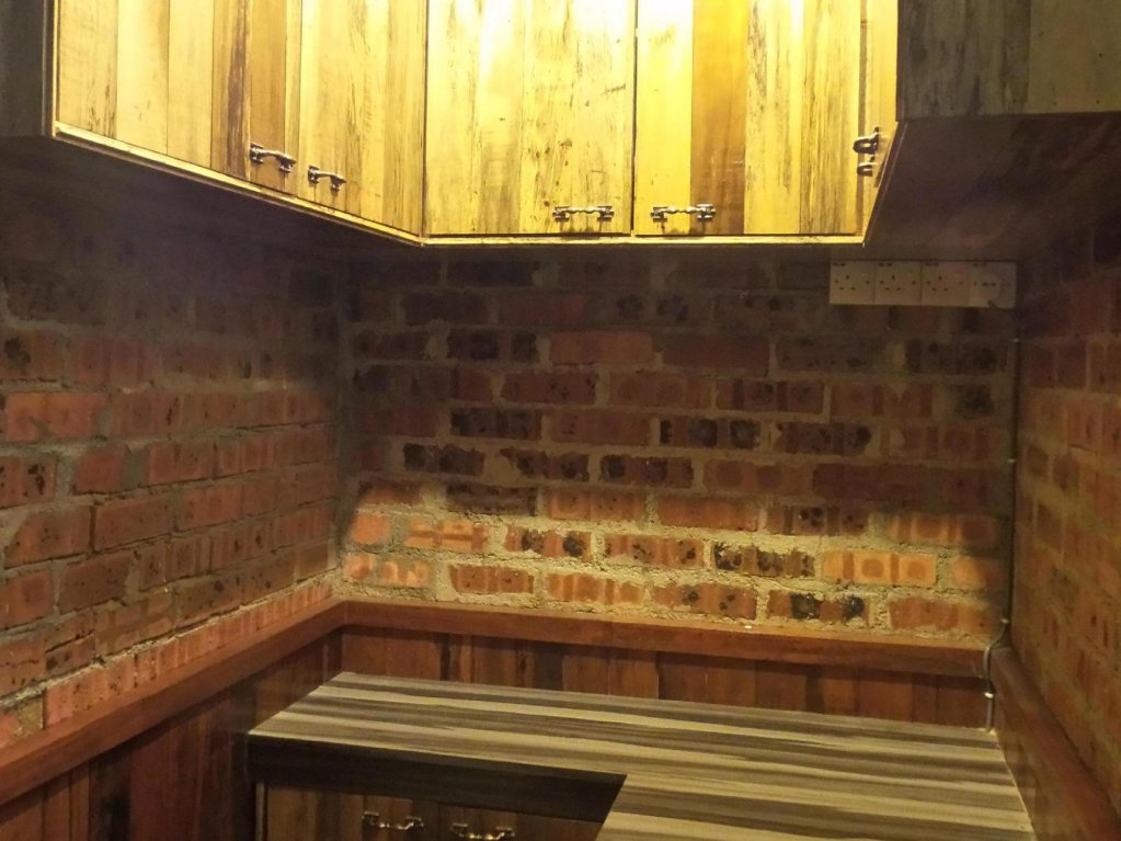 Anggun Hotel,Bota>>Batu Gajah,2 star