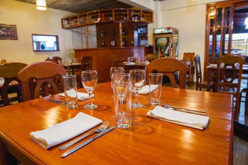 los gavilanes hotel