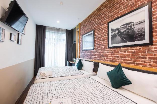 b street hotel