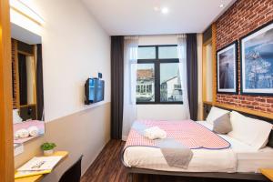 b street hotel