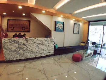 b street hotel