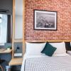 b street hotel