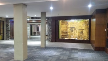 casa verde hotel and events center