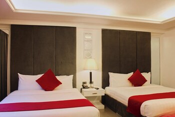 the pepperland hotel