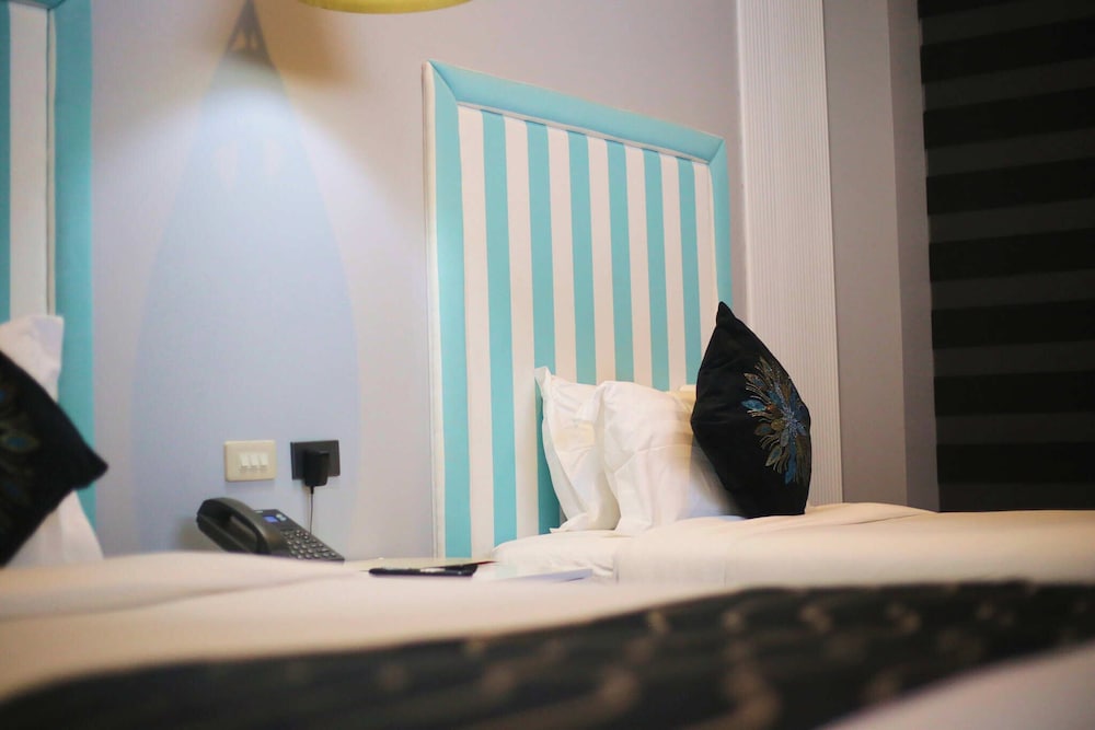 the pepperland hotel