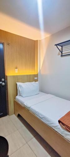 stone house hotel mabini