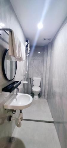 stone house hotel mabini