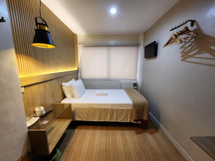 stone house hotel mabini