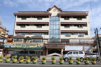 la fiesta hotel
