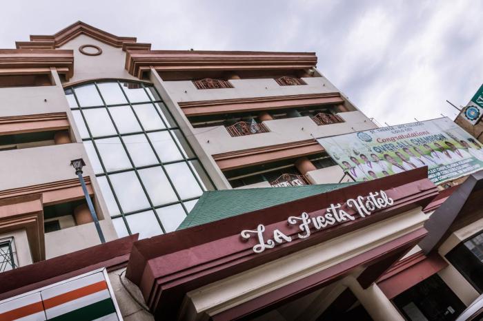 la fiesta hotel