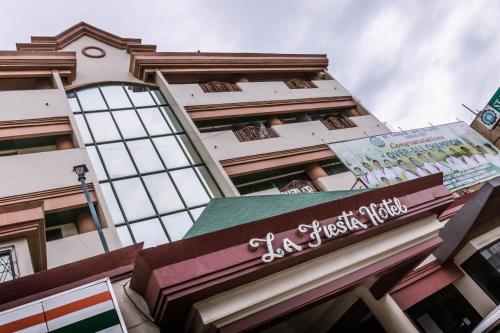 la fiesta hotel