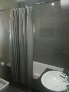 neocourts hotel