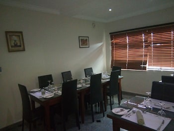 neocourts hotel