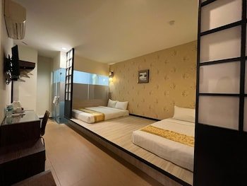 Eight Days Boutique Hotel,Johor Bahru>>Johor,2 star
