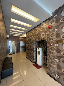 eight days boutique hotel