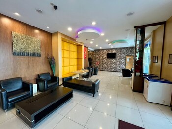eight days boutique hotel