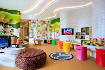 renaissance haikou hotel