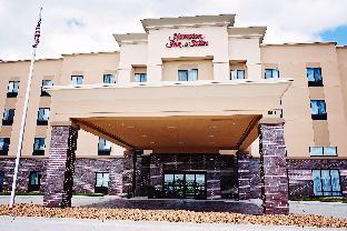 hampton inn and suites des moines urbandale
