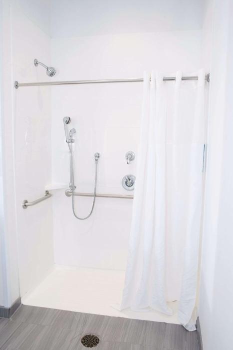 hampton inn and suites des moines urbandale