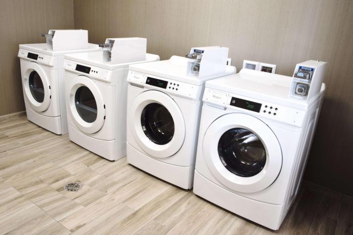 hampton inn and suites des moines urbandale