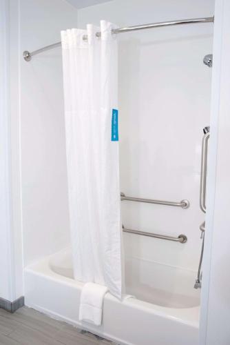 hampton inn and suites des moines urbandale