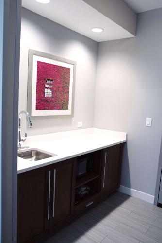 hampton inn and suites des moines urbandale